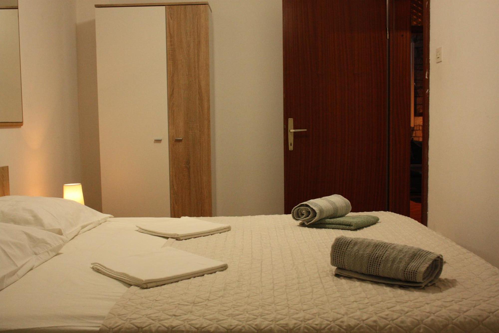 Apartment Ivan Рачище Екстер'єр фото